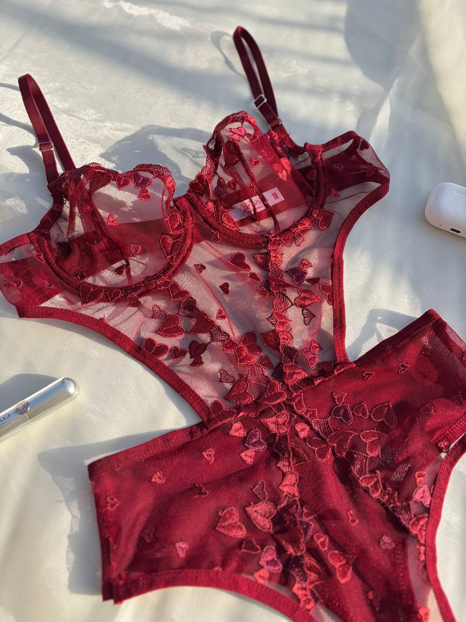 L'Amoure Serisi: Bordo Kalp Nakışlı Transparan Body 🌹✨