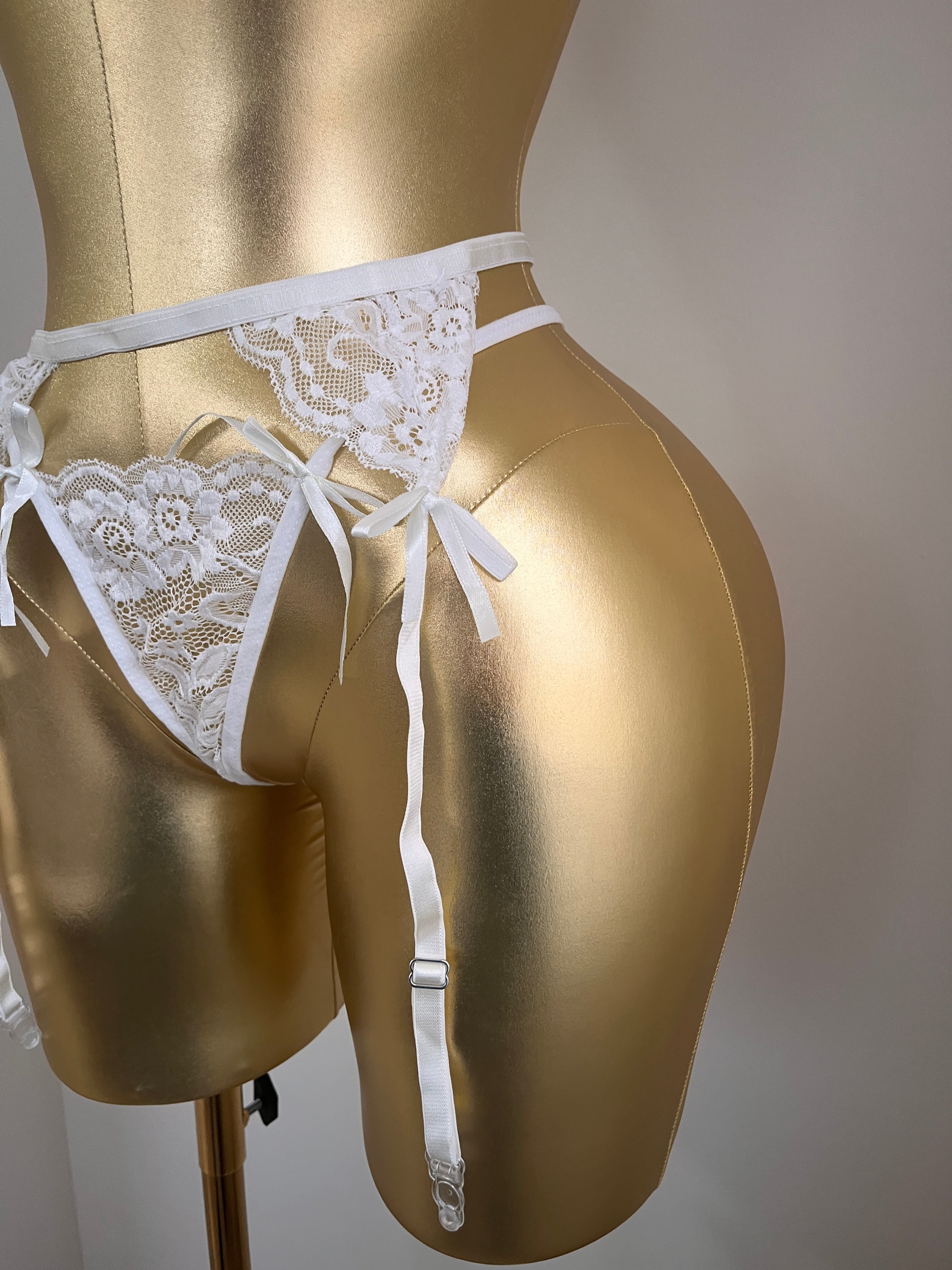 Premium Seri: Floral Dantel Detaylı Lüks Beyaz Jartiyer Seti 🕊️ 12001